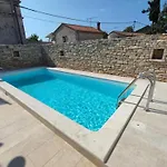 Galant With Pool & Sauna Maruzini Penzion 4*