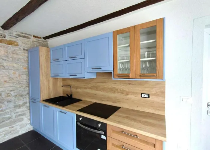 Galant With Pool & Sauna Gostinjska kuća Kanfanar